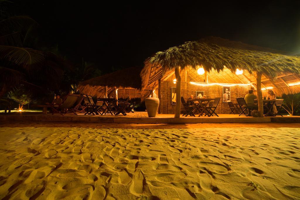 Bar Reef Resort Etalai Buitenkant foto