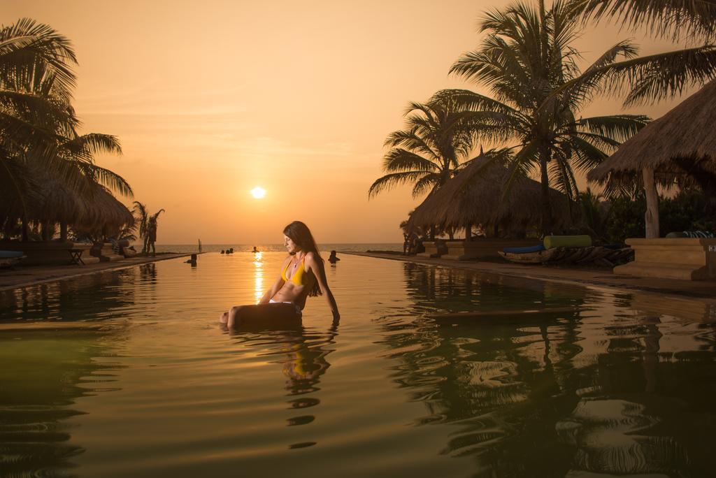 Bar Reef Resort Etalai Buitenkant foto