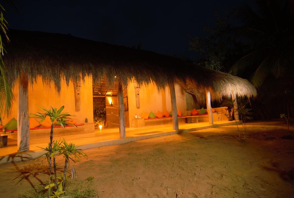 Bar Reef Resort Etalai Buitenkant foto