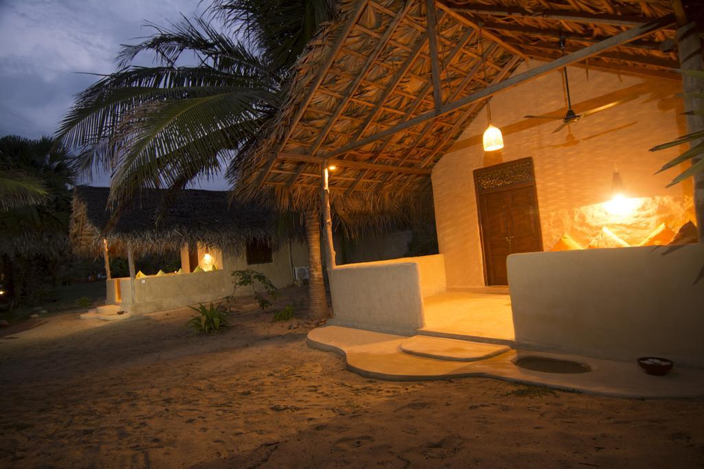 Bar Reef Resort Etalai Buitenkant foto